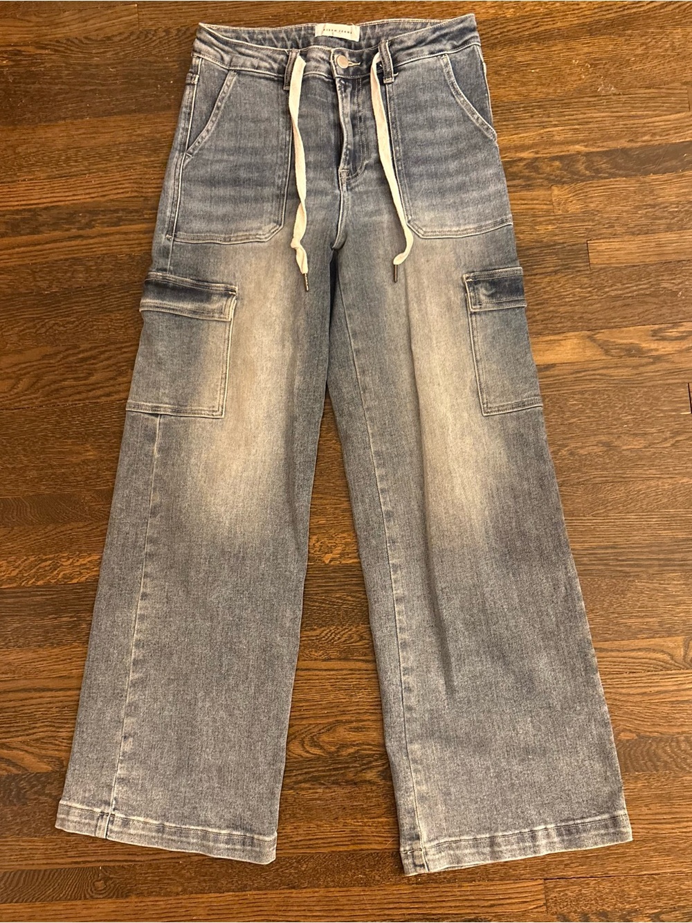 Risen wide leg cargo jeans light wash with fading 9/29 excellent